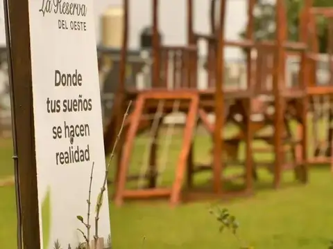 Terreno en  La Reserva del Oeste