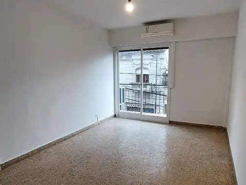 ZAVALETA 100, Piso 2