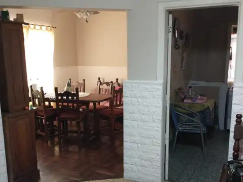 Casa en Venta en Burzaco, USD 125.000