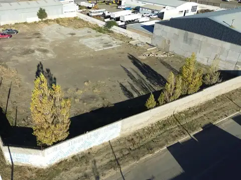 Terreno en Alquiler 70  mts Frente