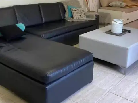 Casa en venta  - 2 Dormitorios 1 Baño - Cochera - 600Mts2 - Florencio Varela