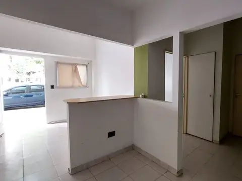 Depto Tipo Casa en Venta 56 años