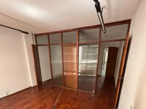 Oficina zona centro (con posibilidad de cochera)