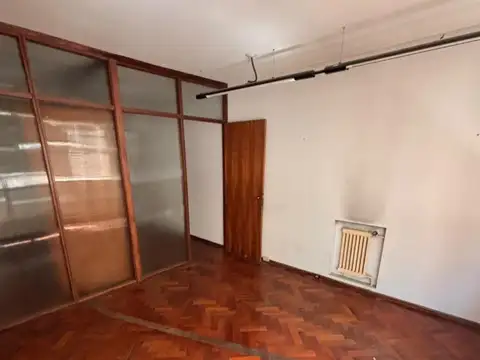 Oficina en Venta con 1 cochera