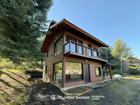VENTA Casa 2 dorm 2 baños 80m2 todos servicios, a estrenar, cercana al centro Villa La Angostura