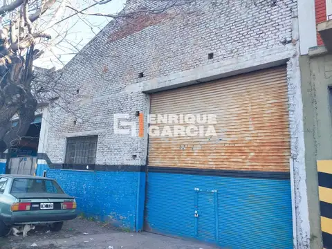 VENTA GALPÓN O DEPÓSITO 365 M2 SOBRE AV. LA PLATA QUILMES