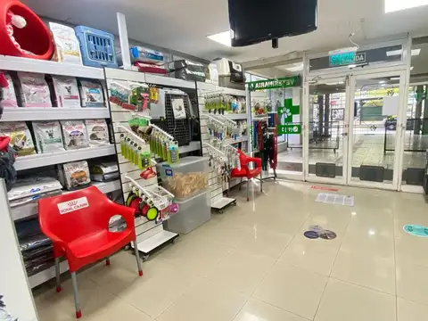 Avenida Almirante Brown 200
