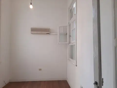 Departamento en Venta en Balvanera, USD 110.000