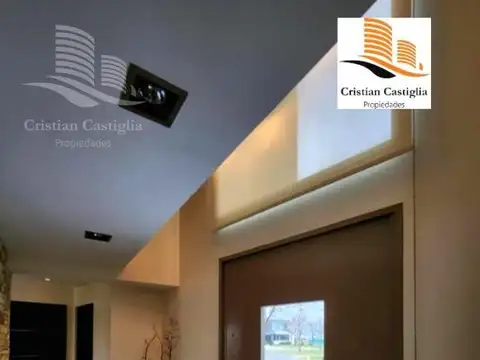 Casa en Venta al Oeste