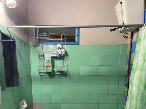 Padre Castiglia 1900, Piso pb