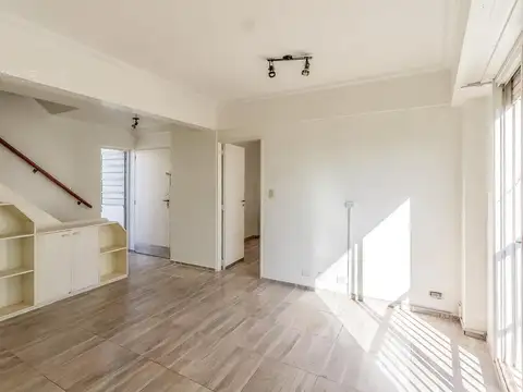 Jerónimo Salguero al 1800, Palermo