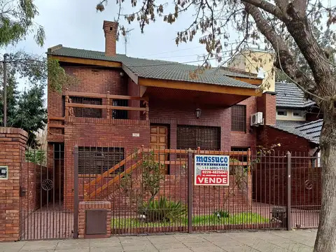 EXCELENTE CHALET EN VENTA