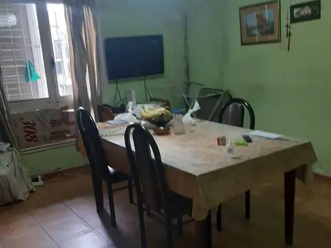 Casa en Venta en Castelar, USD 75.000