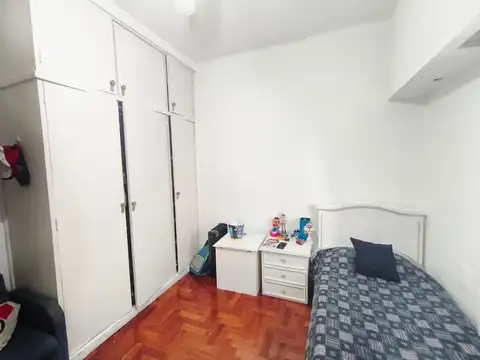Depto Tipo Casa 4 ambientes con 2 baños