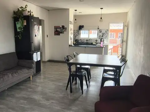 DOS DEPARTAMENTOS + TALLER B° JOSE FUCHS