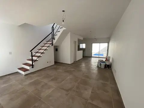 Casa en Alquiler de 3 dormitorios