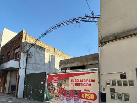 Terreno en Venta en Villa General Mitre, USD 320.000