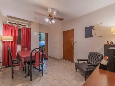 Depto 3 amb. con patio en pb – San Cristobal