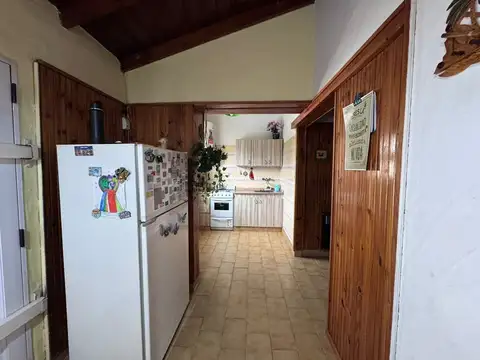 Casa 3 ambientes con 2 baños