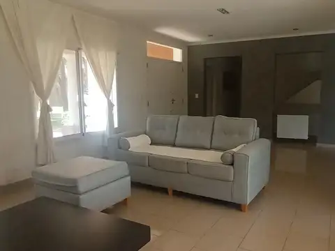 Valle Claro barrio cerrado .Av. Alvear 100