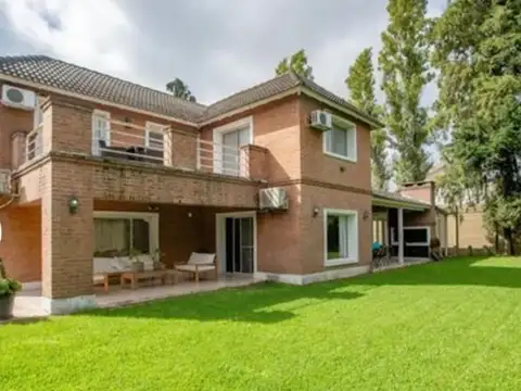 Casa Monoambiente con 3 baños