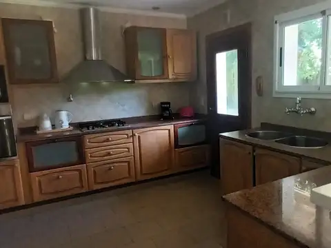 Casa Monoambiente con 3 baños