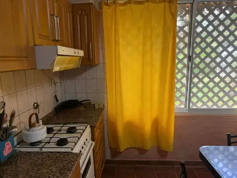 VENTA CASA 4 AMBIENTES ZELAYA PILAR