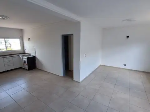 Departamento en Alquiler con 1 cocheras