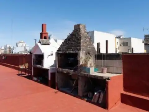 Departamento tipo casa en venta en Barracas