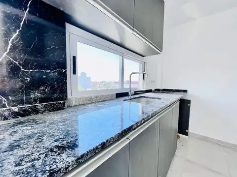 Departamento en Venta en Valentin Alsina, USD 120.000