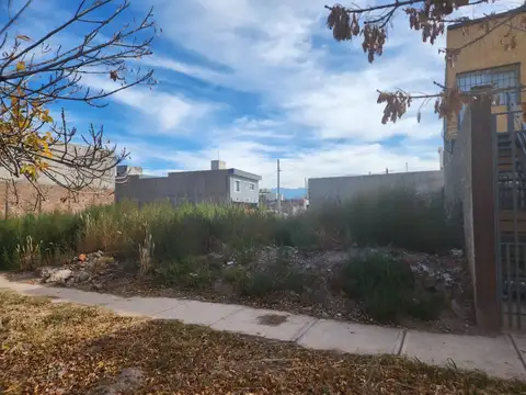 Terreno en Venta en Luzuriaga, USD 24.500