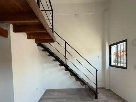 Depto Tipo Casa en Venta de 1 dormitorio