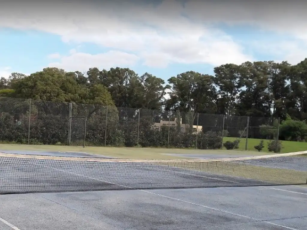 Actividades deportivas futbol, tenis en Comarcas de Lujan - Santa Irene