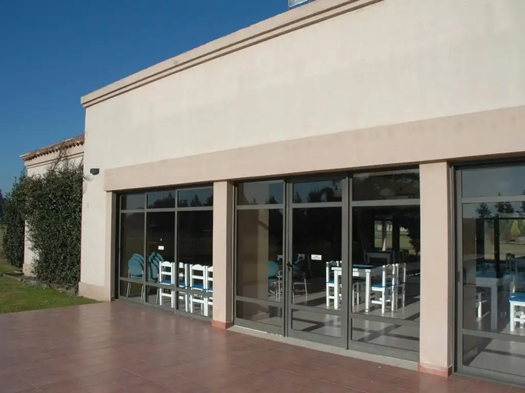 Áreas comunes sum, piscina, club-house, juegos en Comarcas de Lujan - Santa Irene