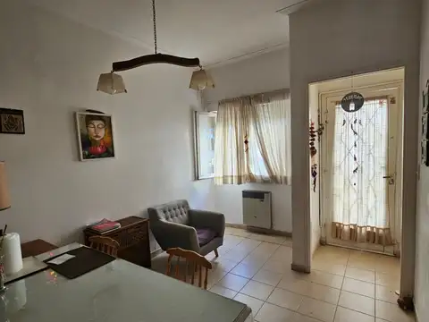 Depto Tipo Casa en Venta en Villa Pueyrredon, USD 117.000