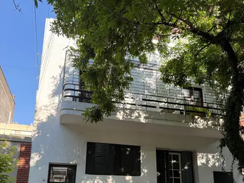 Departamento PH 2 plantas 110 metros totales 90 cubiertos, 4 ambientes, 3 baños hidromasaje, 4 aires, terraza en Almagro