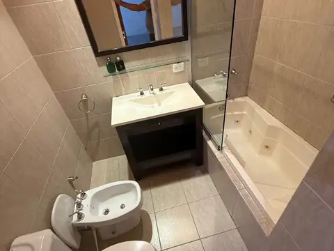 Departamento PH 2 plantas 110 metros totales 90 cubiertos, 4 ambientes, 3 baños hidromasaje, 4 aires, terraza en Almagro