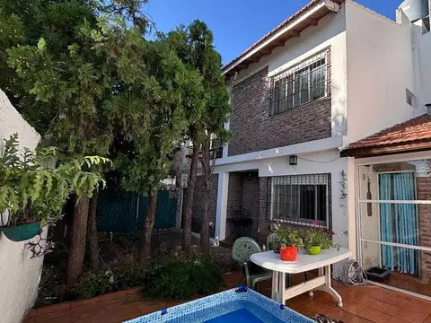 VENTA PH DUPLEX 3 AMB COCHERA PATIO QUILMES OESTE