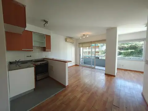 Departamento en Alquiler con Cochera en Belgrano