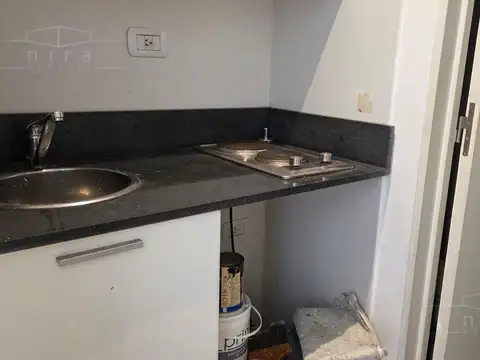 Oficina en Alquiler al Este