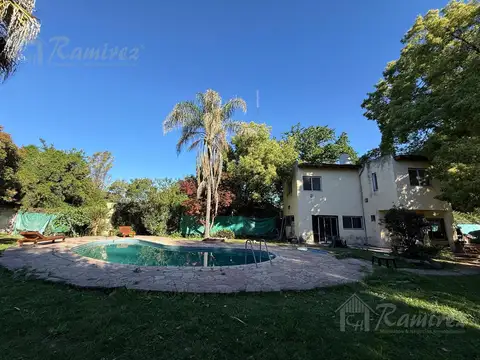 Casas Quinta En Venta con 2 Casas de 4 Amb. - La Reja, Moreno