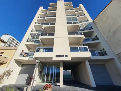 Avenida Costanera 2000, Piso 1