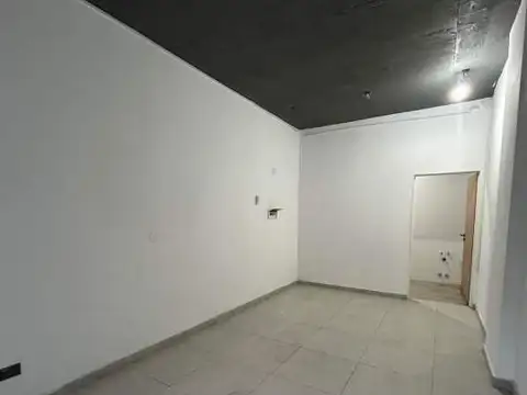TOAMS LIBERTI 1180, LA BOCA, EXP $260.000 Alquiler de local comercial