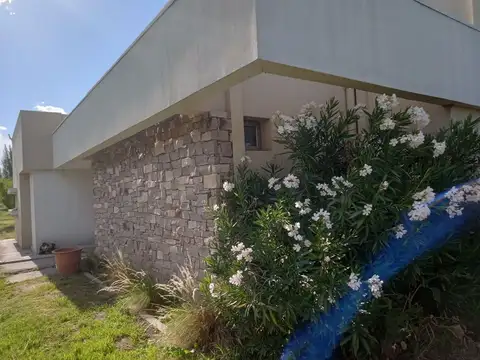 VENTA CASA TUNUYAN - COLONIA LAS ROSAS