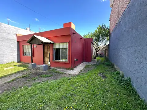 Casa en Barrio Felix Camet