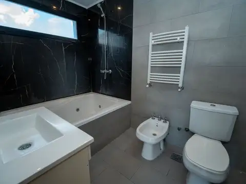 Casa en Alquiler en Joaquin Gorina, $ 2.000.000
