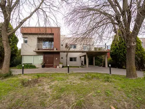 Casa de categoría en Haras del Sur