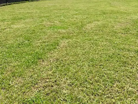 Terreno en Country Pinar II