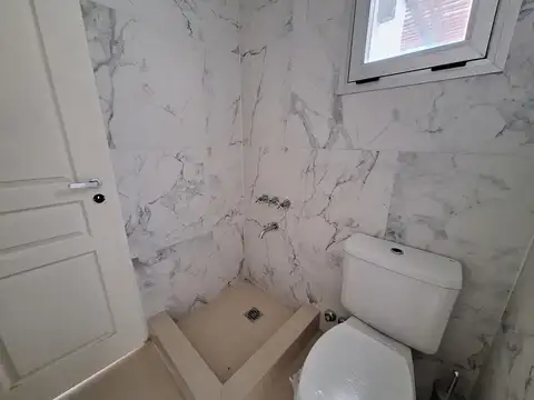 Casa en Alquiler en el Cantón a la laguna