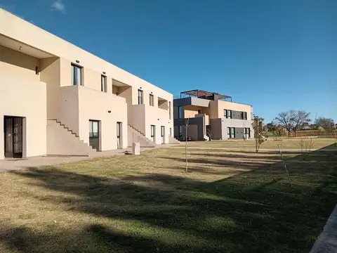 Departamento de 3 ambientes a la venta s/golf en el barrio Medal, Pilar, GBA Norte